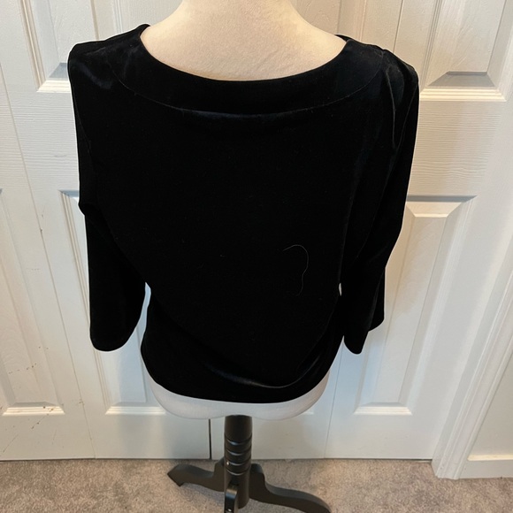 Cleo size 12 Elegant Black Velvet Top with Silver Accent - Picture 10 of 15